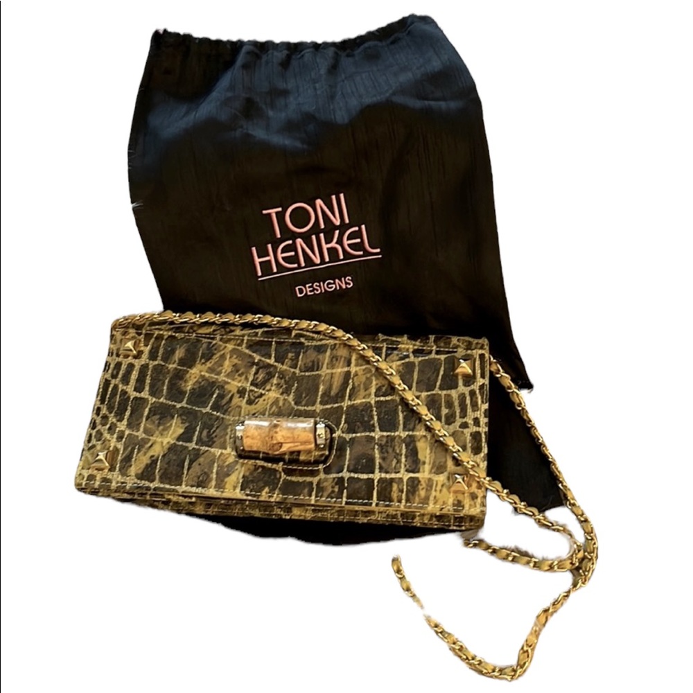NWT Toni Henkel Designs Clutch